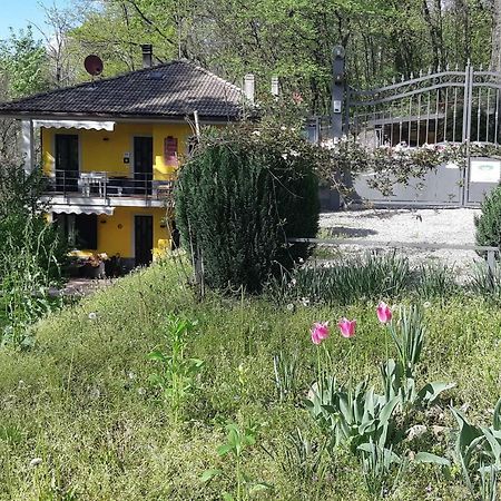 B&B La Casa Nel Bosco Invorio Inferiore ภายนอก รูปภาพ