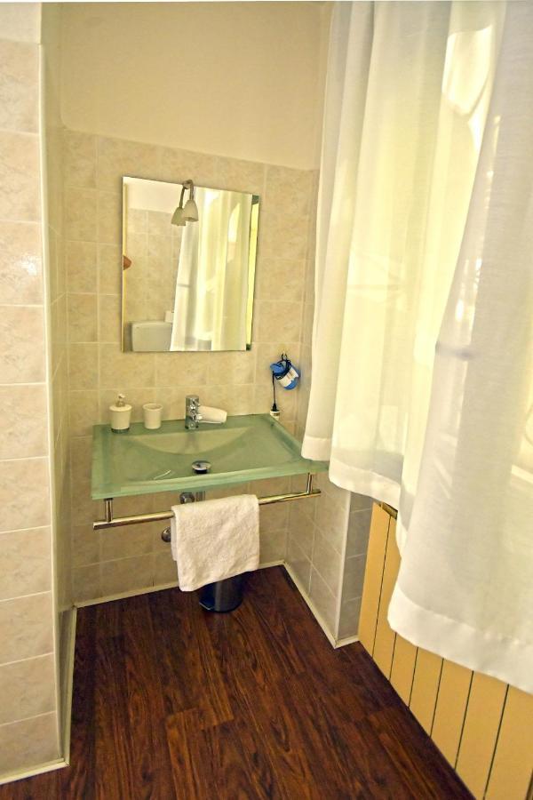 B&B La Casa Nel Bosco Invorio Inferiore ภายนอก รูปภาพ