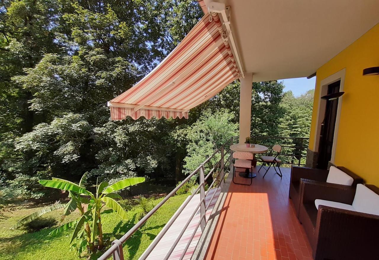 B&B La Casa Nel Bosco Invorio Inferiore ภายนอก รูปภาพ
